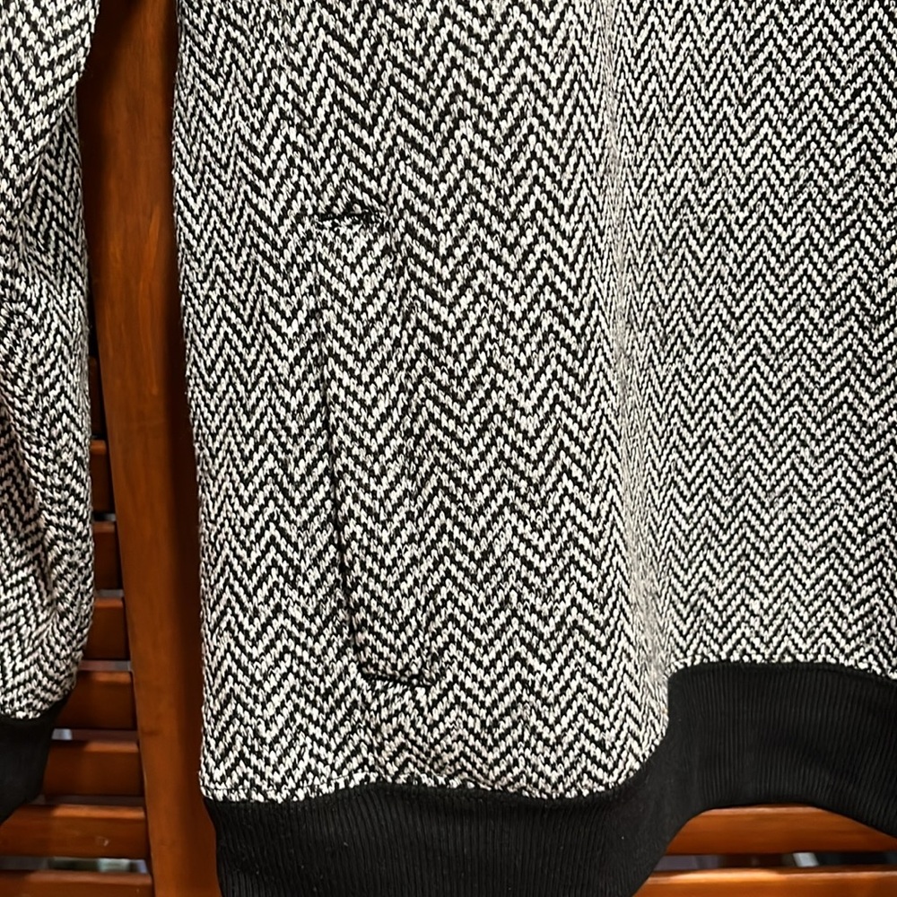 Cinch Heavy Herringbone Pullover - image 7